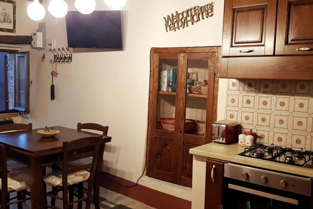 *La Torre Di Amelia* Nel Cuore Dell' Umbria Extérieur photo